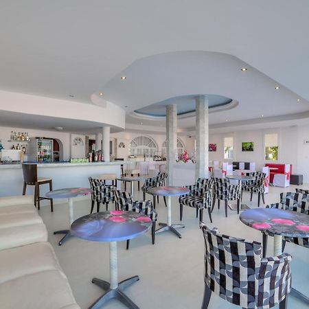 Pantheon Hotel Agios Georgios  Exteriör bild