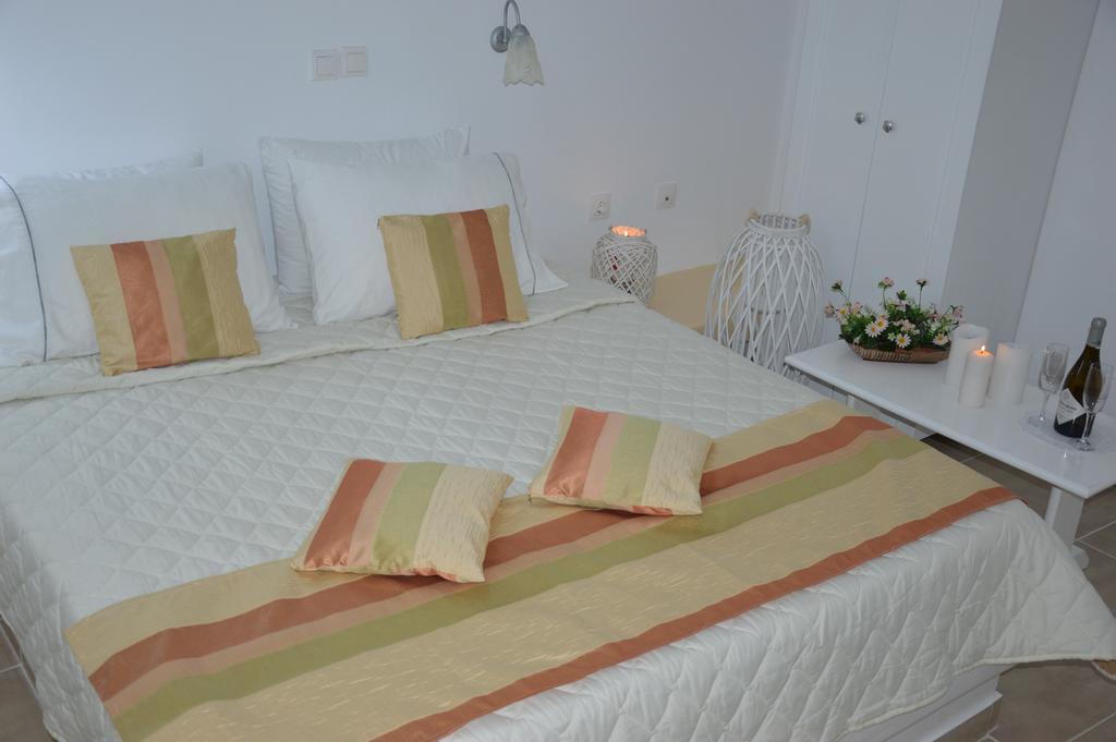Pantheon Hotel Agios Georgios  Exteriör bild